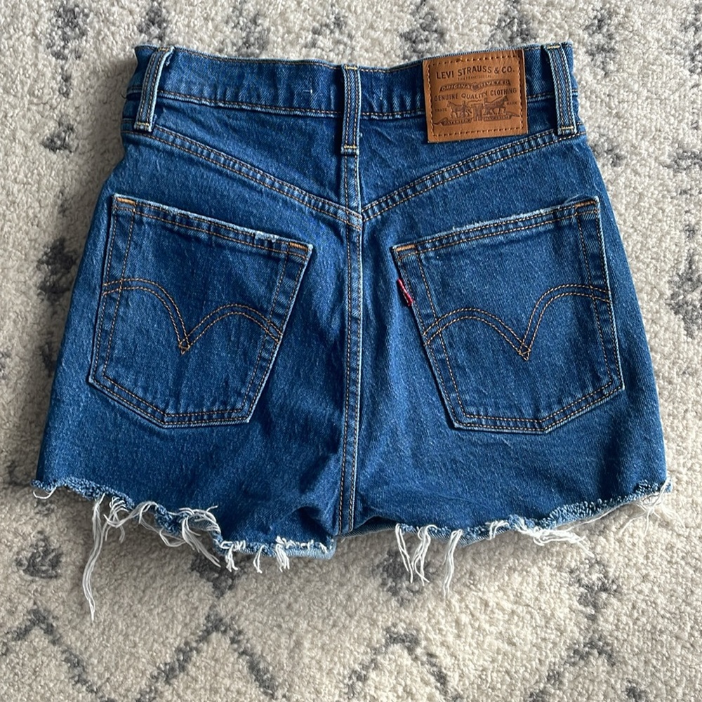 Levi shorts